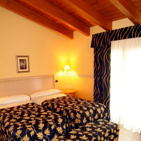 Гостиница Hotel Ristorante Novecento  Пегоньага